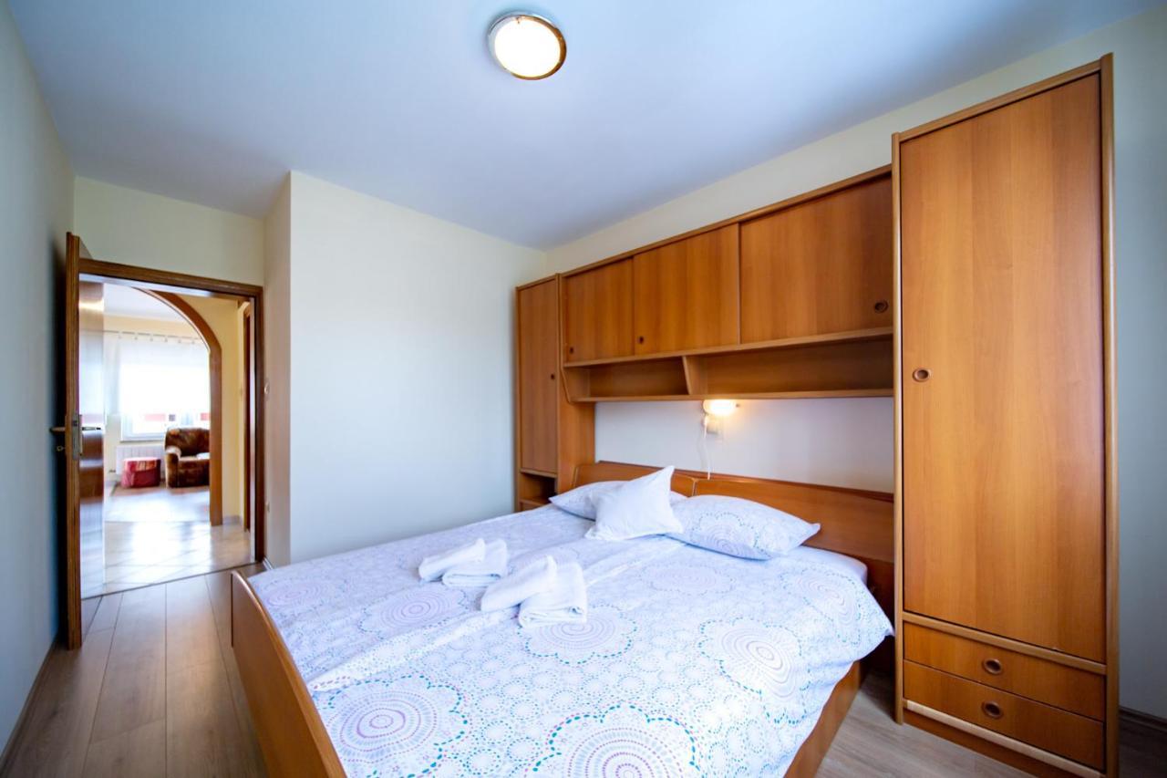 Kastell Apartments Lopar Buitenkant foto